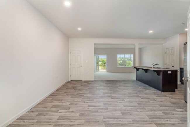 Photo - 7864 Oak Brook Dr