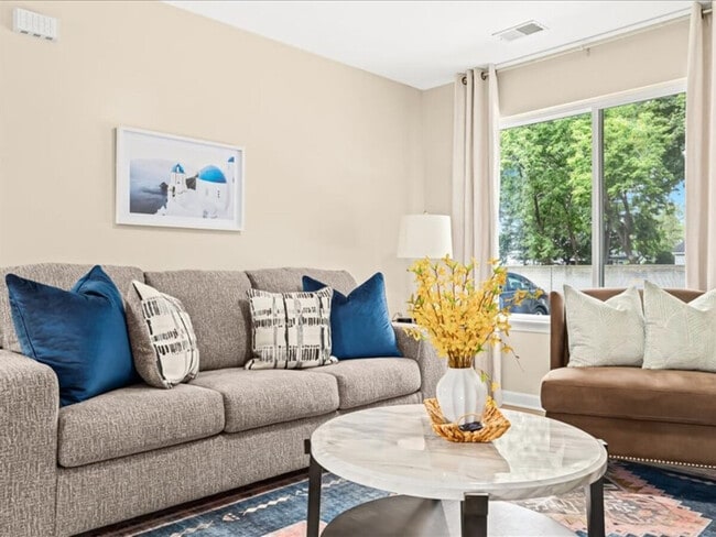 Photo - 18431 Mesle St Apartamento Unidad ID1032344P