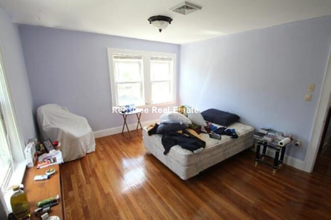 Photo - 52 Lane Park