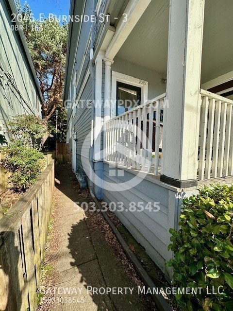 Photo - 2045 E Burnside St Unit 3
