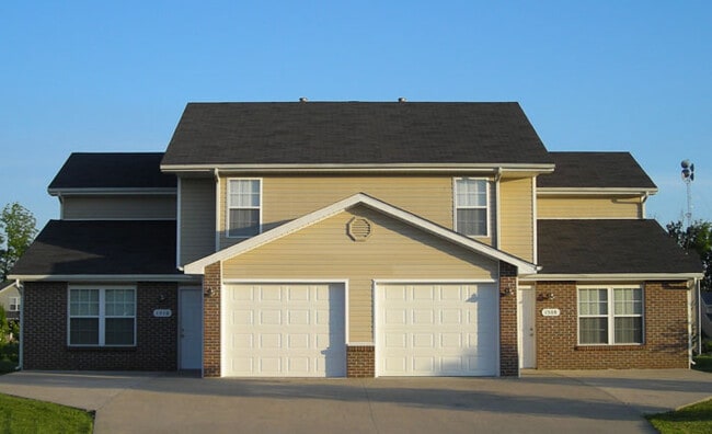 Building Photo - 5339 Ponderosa St. Unit Apartment B