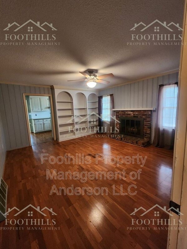 Photo - 2013 Boulevard Heights