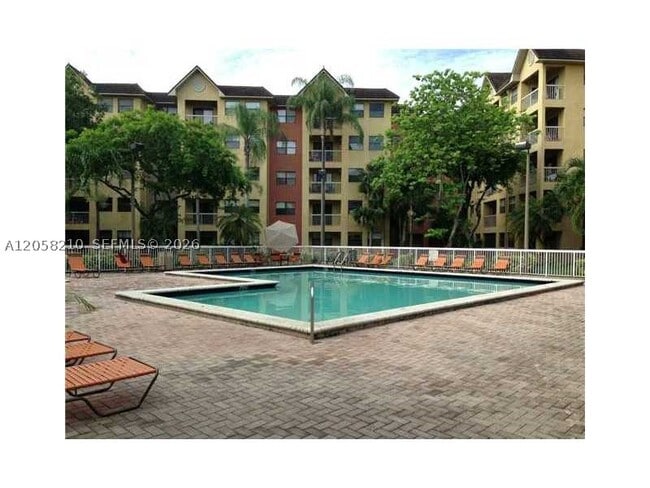 Building Photo - 8343 Lake Dr Unit 101