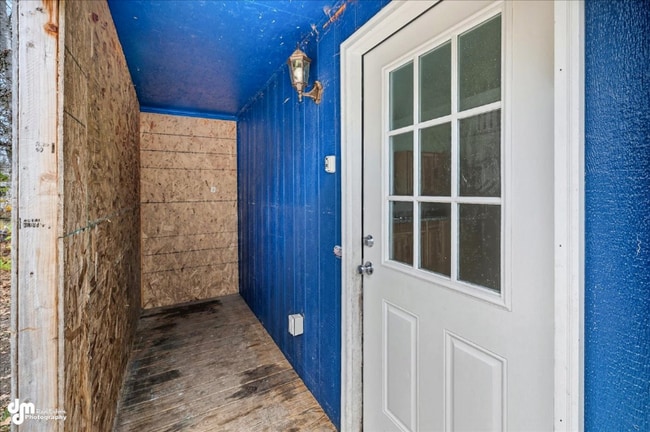 Photo - 52176 Merrill Ave