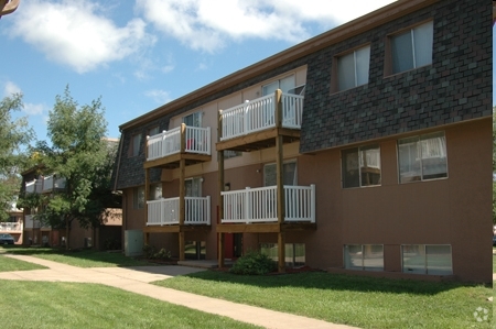 Building Photo - Riverbend - Newly Renovated! Call today! Rental