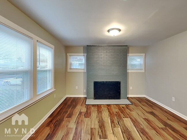 Photo - 1190 Geers Ave