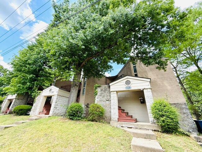 Photo - 501 Vine St Unit Apt A