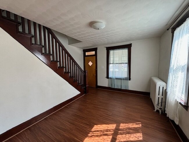 Photo - 1452-1454-1454 Franklin St