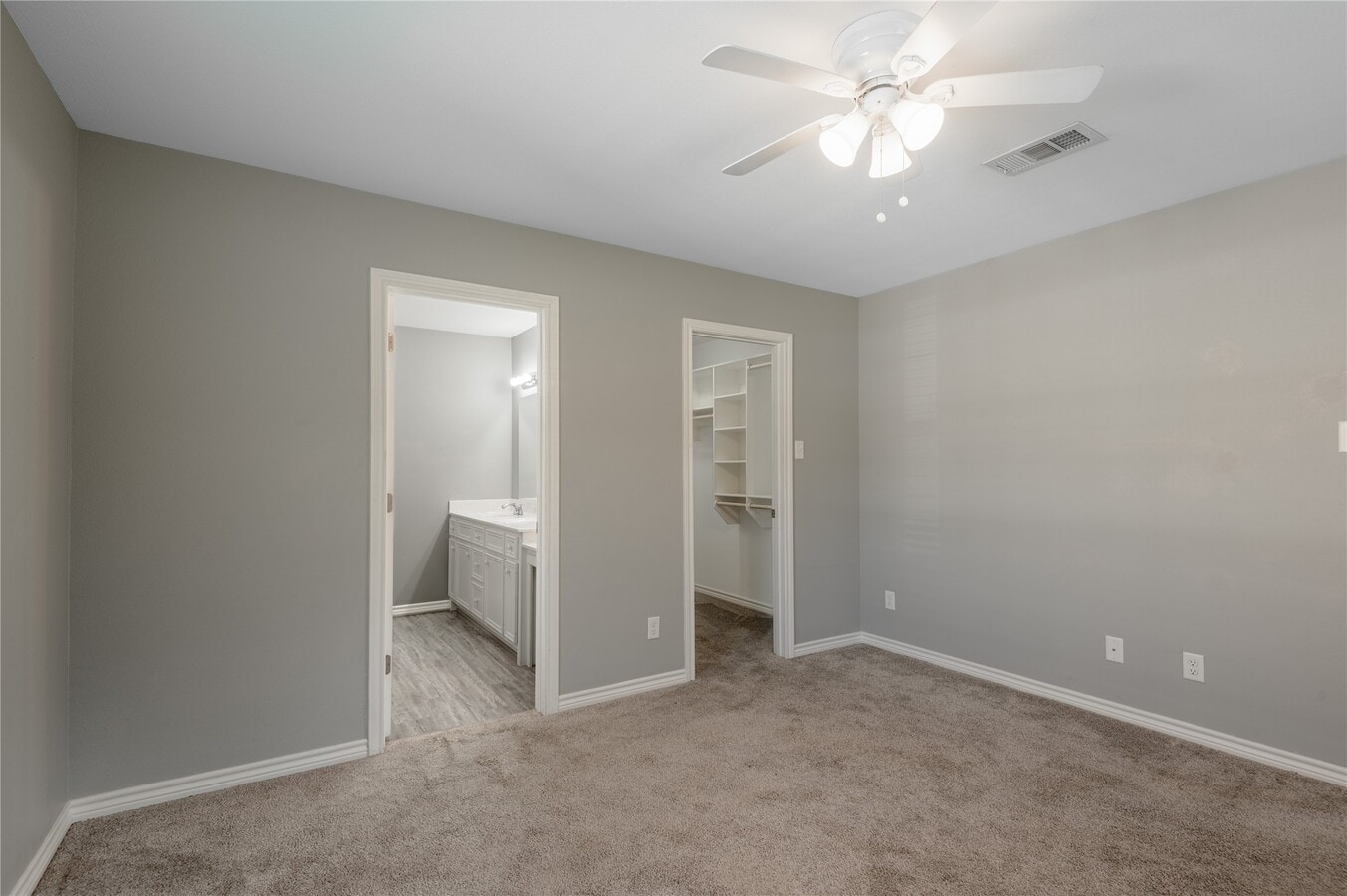 Photo - 100 Shorewood Dr