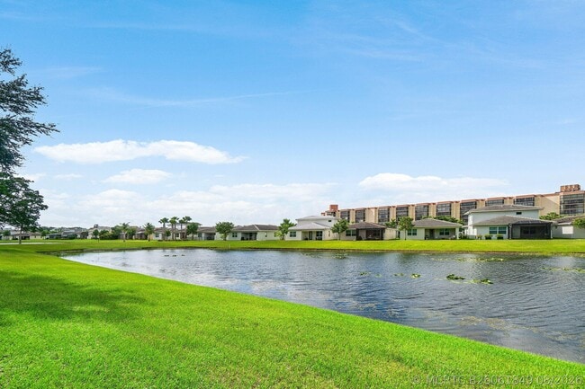 7290 Kinghurst Dr Unit 106
