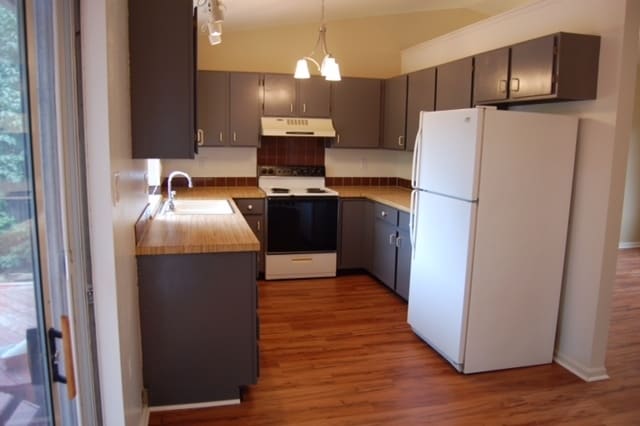 Building Photo - 1724 Fremont Ct