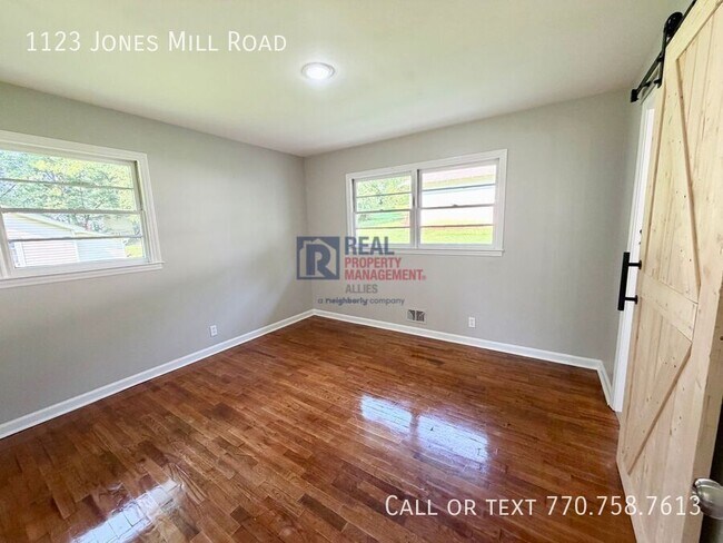 Photo - 1123 Jones Mill Rd