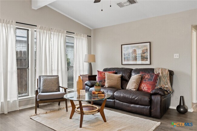 Photo - 5122 Sam Houston