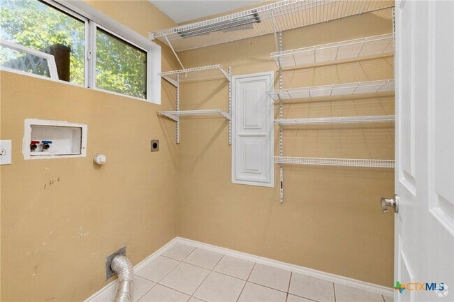 Building Photo - 2051 Dragon Trail Rental