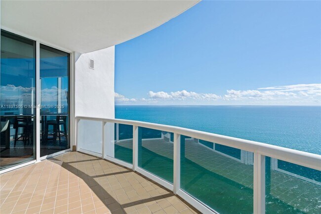 Photo - 18201 Collins Ave Unit 4209
