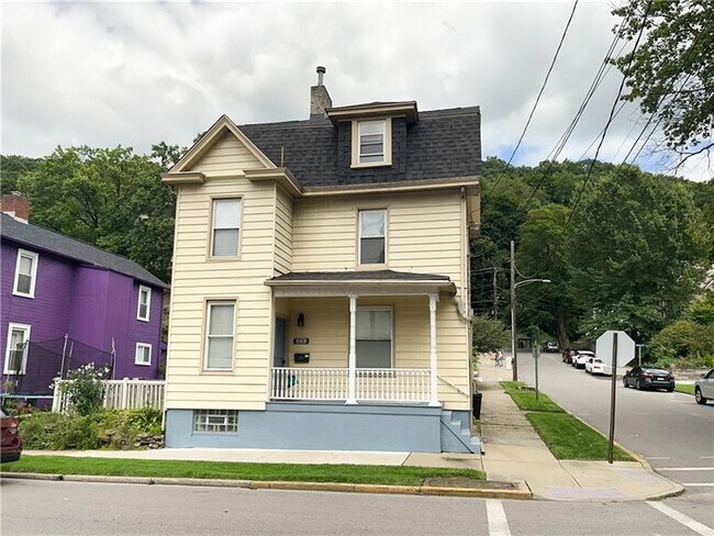 196 Broad St 2  