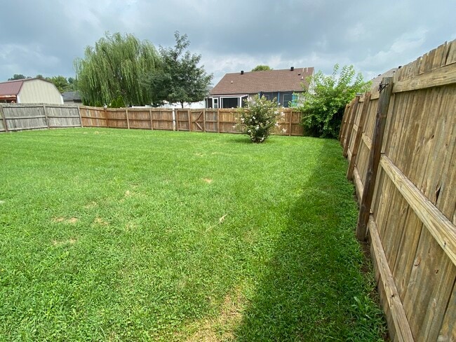 Photo - 4821 Wembley Way