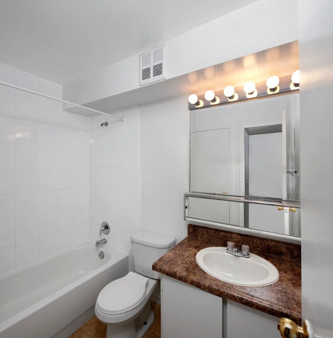 Photo - Rouge Valley Residence