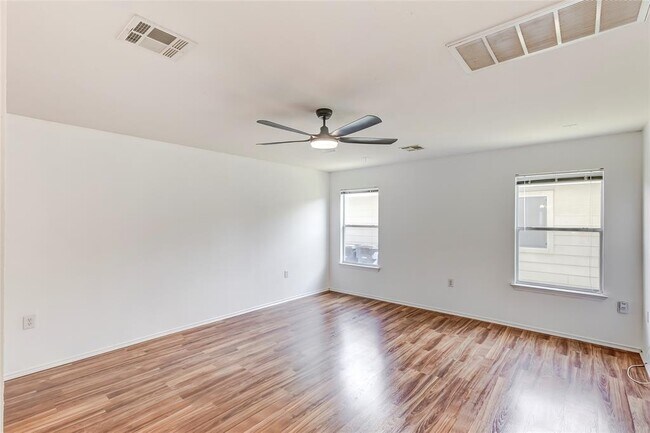 Photo - 1609 Anise Dr