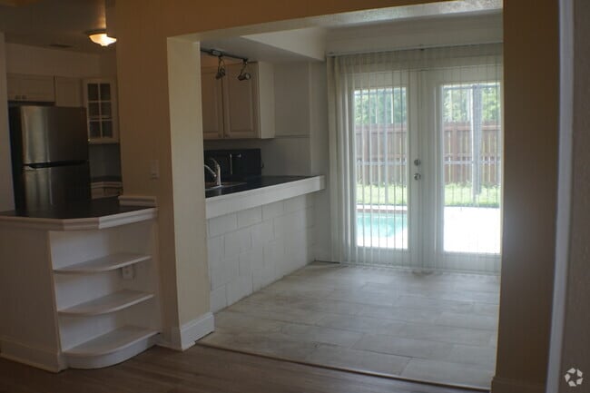 Building Photo - 6158 Sandcrest Cir Rental