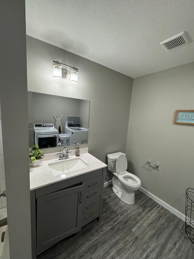 Photo - 241 Berry Ln