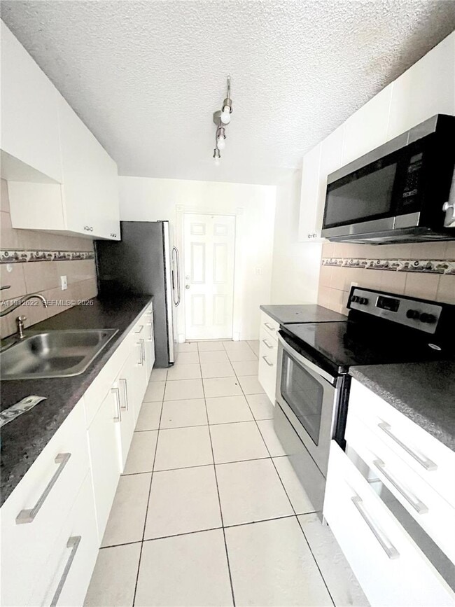 Photo - 18240 NW 41st Pl