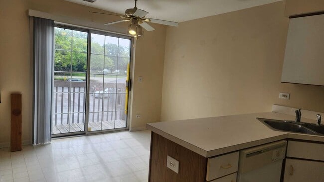 Photo - 1348 S Lorraine Rd Unidad E
