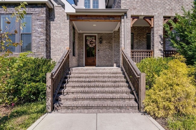 Photo - Dream home in the heart of Belle Meade, located on a private dead-end street!