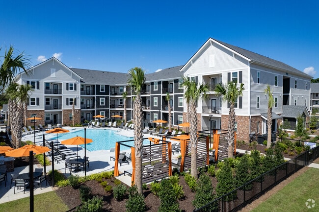 Photo - Riverchase Vista Apartments