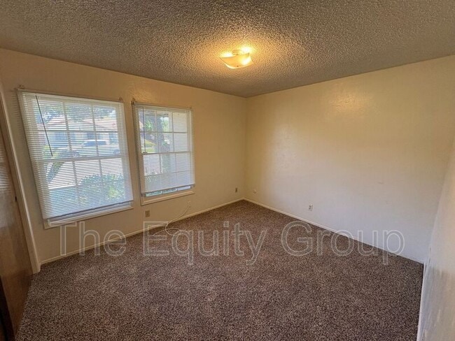 Photo - 3924 W Hillsdale Ct