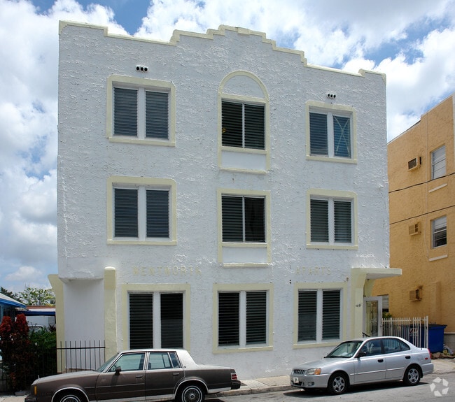 Building Photo - Wentworth Apartments