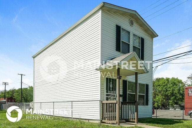 Photo - 2528 Cedar St