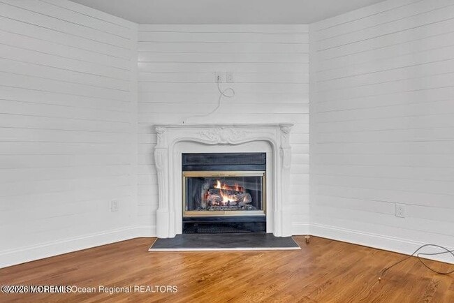 Photo - 19 Bradley Ave