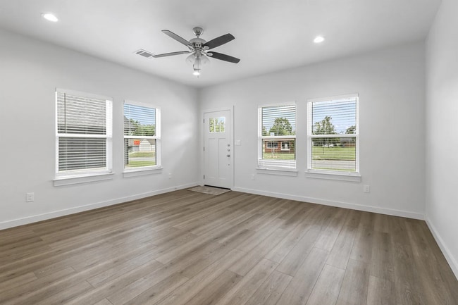 Photo - Beautiful 4-Bedroom Home for Rent in Denison!