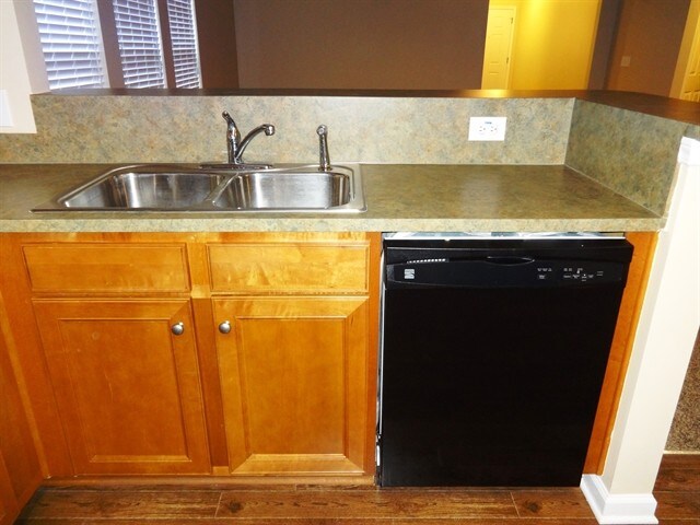 Photo - 1131 Moss Grove Dr