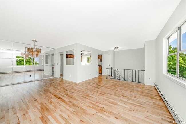 Photo - 227 N Walnut St