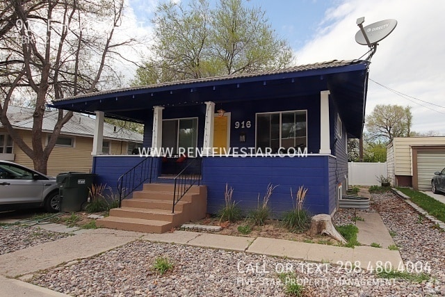 Building Photo - 916 E Halliday St Rental