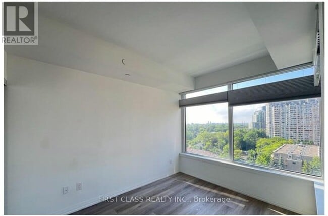 Photo - 75 Canterbury Pl Unit 1512