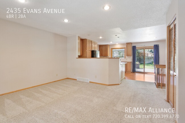 Photo - 2435 Evans Ave