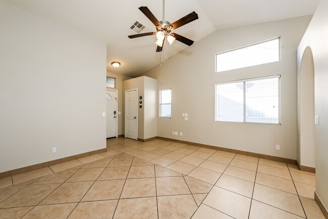 Photo - 1532 Helen Belle Dr