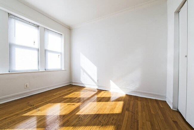 Photo - 1616-22 W 80th Chicago, IL 60620