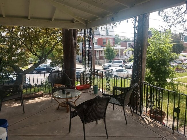 Photo - 226 N 65th St