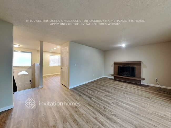 Photo - 1510 155th St E