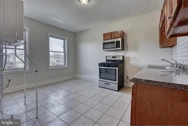 Photo - 748 Reservoir St Unit 3