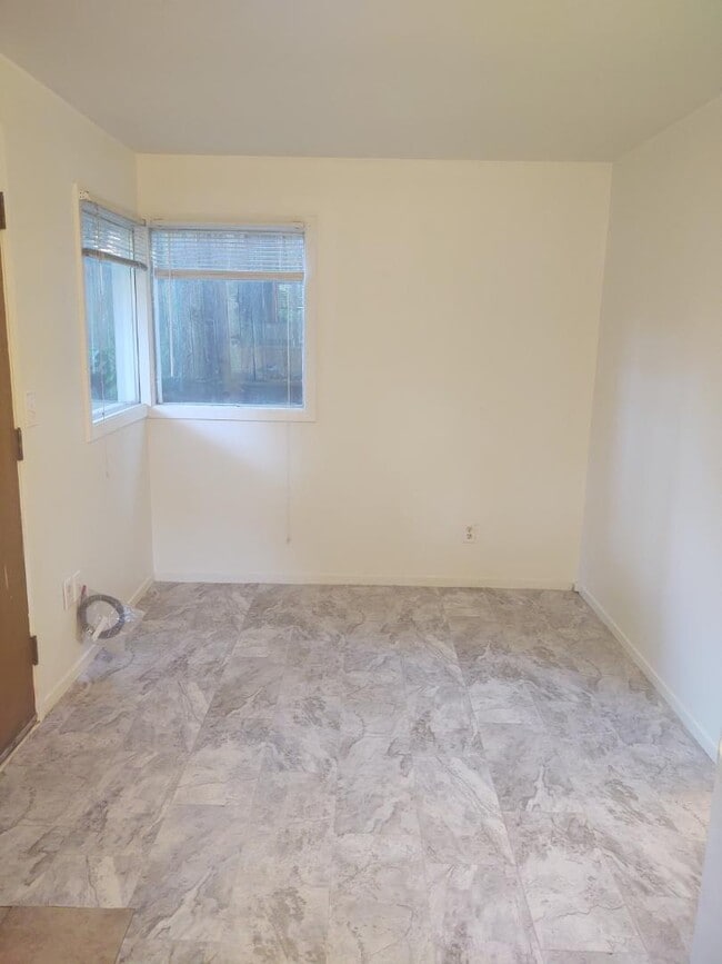 Photo - 14514 Evanston Ave N