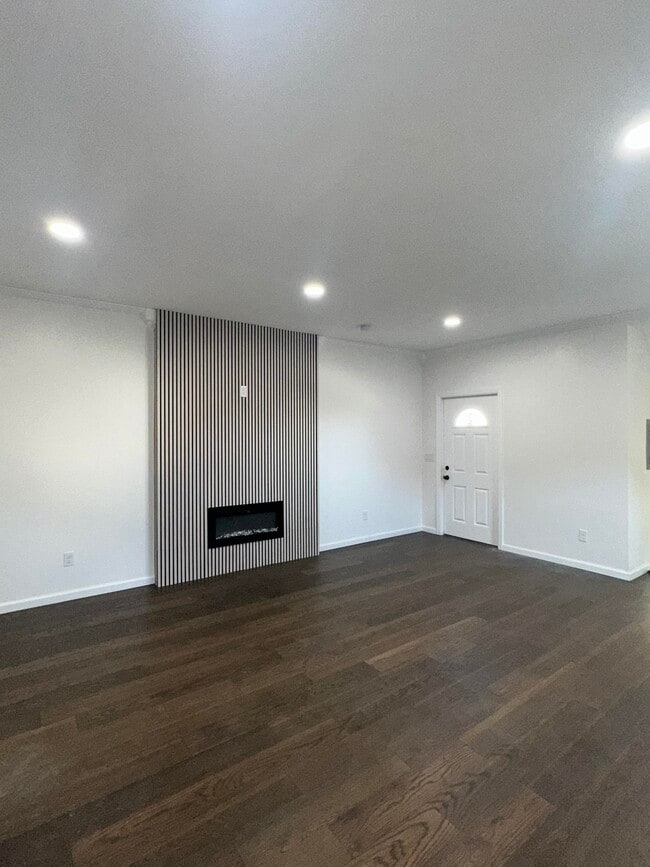 Photo - 220 Lafayette Ave Unit 2