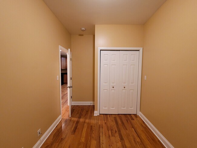 Photo - 718 S Aberdeen St Unit 1R