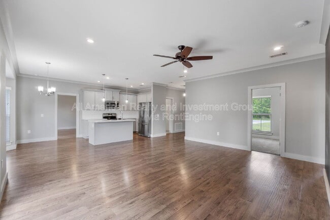 Photo - 4464 Goldfinch Way