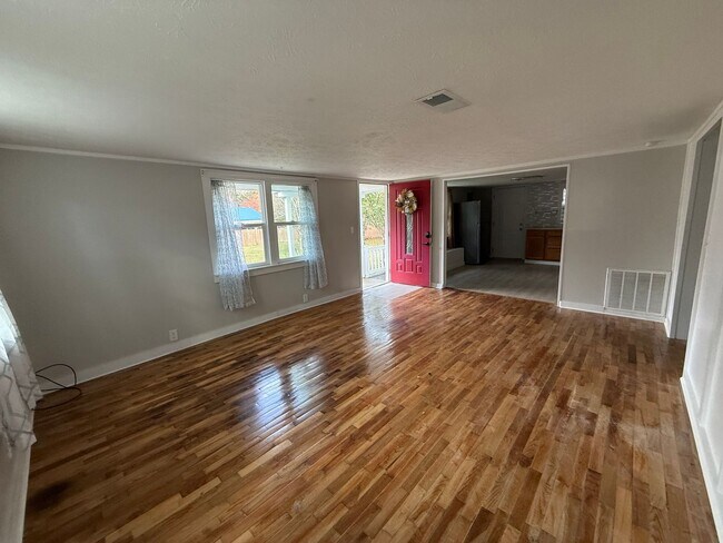 Photo - House in Grand Rivers