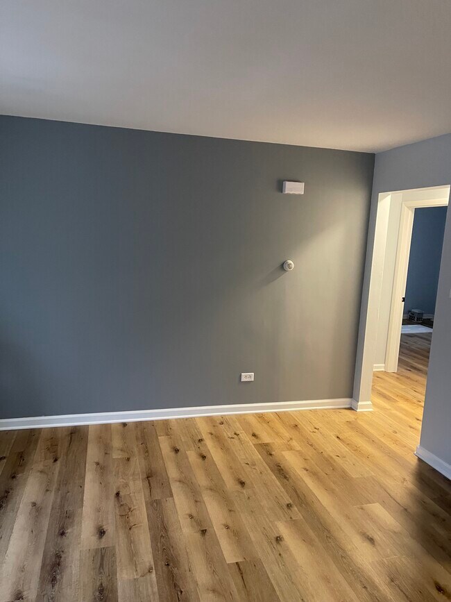 Photo - 5 Thomas Ct Unit 1E